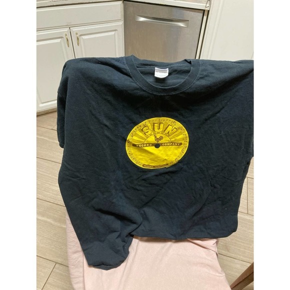 Gildan Other - Sun Record Company Memphis, Tennessee T-shirt Size 2XL